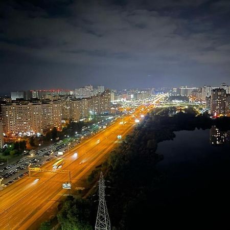 Sixkeys- Studiolebedinyy Kiev Exteriör bild