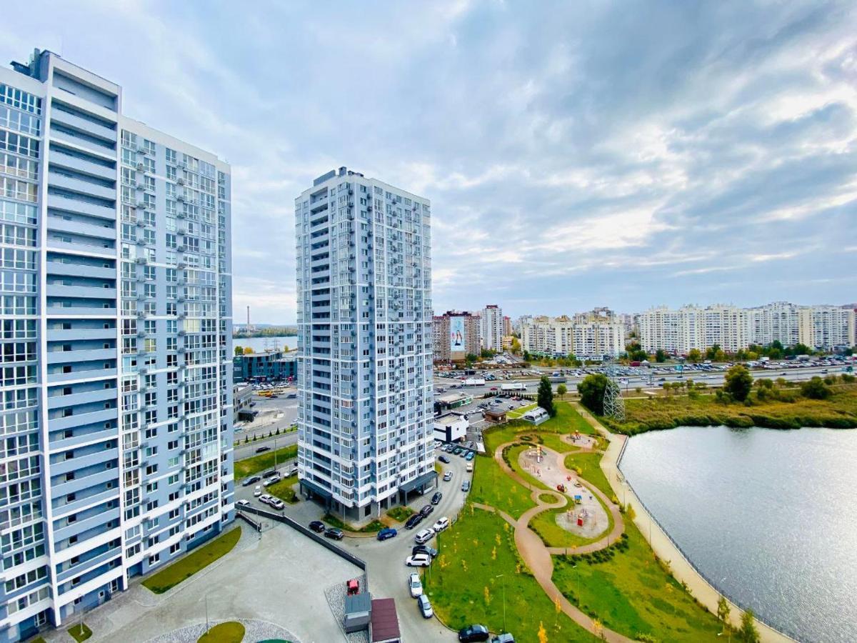Sixkeys- Studiolebedinyy Kiev Exteriör bild
