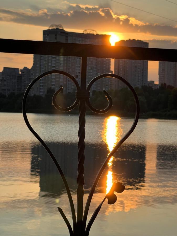 Sixkeys- Studiolebedinyy Kiev Exteriör bild